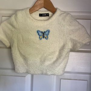 Cropped fuzzy sweater
